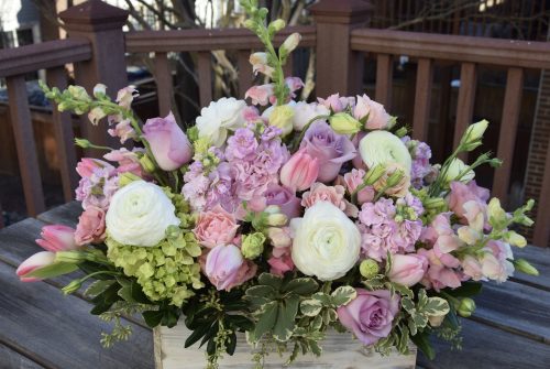 Online florist: A One-Stop-Shop For Making Table Flower Arrangements