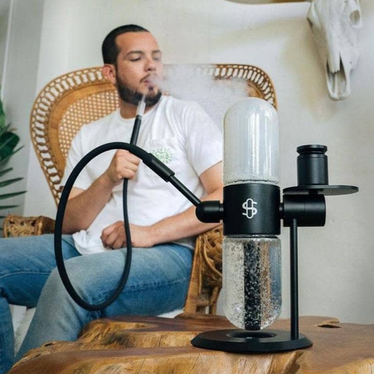 Watering Your Hits: Tips for Achieving Optimal Gravity Bong Hydration