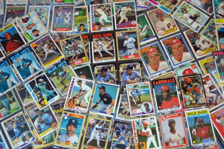 What are the different types of sports cards available?